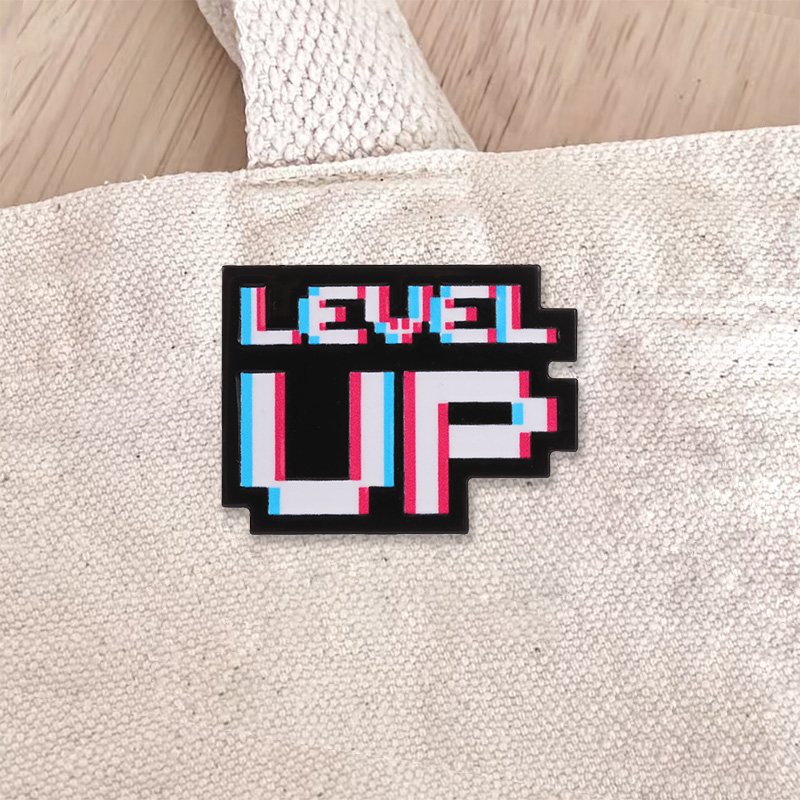 Retro Gaming Achievements - Emblema de Esmalte com Efeito Glitch